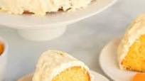 MANDARIN ORANGE CAKE WITH PINEAPPLE FROSTING MANDARIN ORANGE CAKE WITH PINEAPPLE FROSTING