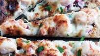 Amazing Shrimp Scampi Flatbread Pizza {with or without wine} Amazing Shrimp Scampi Flatbread Pizza {with or without wine}