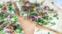 Vegan Garlic Herb White Pizza Vegan Garlic Herb White Pizza