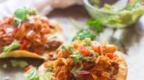 Tostadas de tinga de pollo Tostadas de tinga de pollo