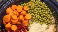 Easy Homemade Dog Food Crockpot Recipe with Ground Chicken Easy Homemade Dog Food Crockpot Recipe with Ground Chicken