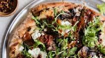 Grilled Mushroom, Chevre and Prosciutto Pizza with Garlic White Sauce Grilled Mushroom, Chevre and Prosciutto Pizza with Garlic White Sauce