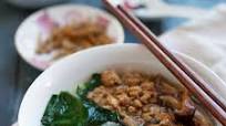 Pan Mee (Hakka Flat Noodle Soup) Pan Mee (Hakka Flat Noodle Soup)