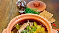 Instant Pot Colombian Chicken Stew With Potatoes, Tomato, and Onion Instant Pot Colombian Chicken Stew With Potatoes, Tomato, and Onion