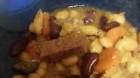 Crockpot beans and smoked turkey Crockpot beans and smoked turkey