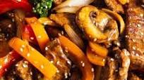 Beef Stir Fry {Healthy 30 Minute Recipe} Beef Stir Fry {Healthy 30 Minute Recipe}