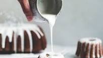 Mini Gingerbread Bundt Cakes + Lemon Glaze Mini Gingerbread Bundt Cakes + Lemon Glaze