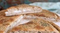 Focaccia integrale farcita: la Ricetta senza lievitazione Focaccia integrale farcita: la Ricetta senza lievitazione