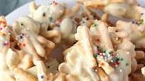 3 - Ingredient White Chocolate Haystacks Recipe 3 - Ingredient White Chocolate Haystacks Recipe