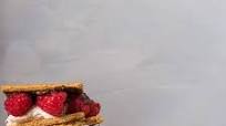 Chocolate Raspberry S’mores with Hope Chocolate Cashew and Almond Dip Chocolate Raspberry S’mores with Hope Chocolate Cashew and Almond Dip