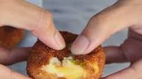 Cheese Stuffed Potato Balls Cheese Stuffed Potato Balls