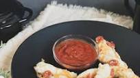 Easy Pizza Sticks Easy Pizza Sticks