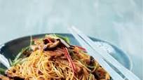 Stir-Fried Noodles with Roast Pork Stir-Fried Noodles with Roast Pork