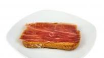 Tostada con aceite y jamón serrano Tostada con aceite y jamón serrano