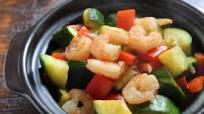 Healthy shrimp with zucchini Healthy shrimp with zucchini