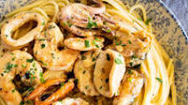 Creamy garlic seafood pasta Creamy garlic seafood pasta