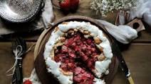 Strawberry Rhubarb Galette Strawberry Rhubarb Galette