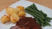 Slow Cooker Roast Beef with Red Wine Gravy Slow Cooker Roast Beef with Red Wine Gravy