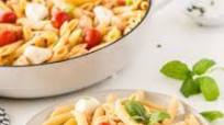 Cheesecake Factory Tomato Basil Pasta (Copycat) Cheesecake Factory Tomato Basil Pasta (Copycat)