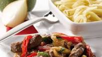 Beef and Vegetables Stir Fry with Noodles Beef and Vegetables Stir Fry with Noodles