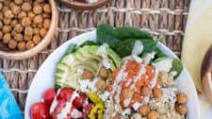 Instant Pot Mediterranean Quinoa Bowl with Lemon Garlic Chicken Instant Pot Mediterranean Quinoa Bowl with Lemon Garlic Chicken