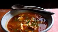 Kimchi Jjigae (Kimchi Soup) Kimchi Jjigae (Kimchi Soup)