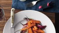 Steak With Roasted Carrots and Onions Steak With Roasted Carrots and Onions