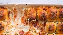 Pull-Apart Garlic Bread Pizza Dip Pull-Apart Garlic Bread Pizza Dip