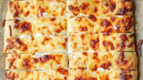Easy Cheesy Breadsticks Easy Cheesy Breadsticks