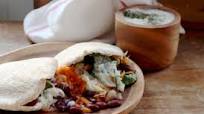 ‘Gyros’ met tzatziki ‘Gyros’ met tzatziki