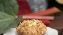 Streusel Topped Rhubarb Muffins Streusel Topped Rhubarb Muffins