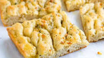Easy Rosemary Garlic Focaccia Bread Easy Rosemary Garlic Focaccia Bread
