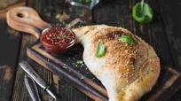 Fast and Easy Calzones Recipe Fast and Easy Calzones Recipe