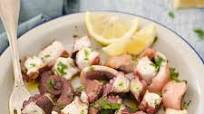 Insalata di polpo: la ricetta dell’antipasto di mare per eccellenza Insalata di polpo: la ricetta dell’antipasto di mare per eccellenza