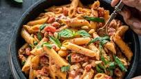 Instant Pot Creamy Tomato Basil Pasta Instant Pot Creamy Tomato Basil Pasta