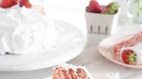 Old-Fashioned Strawberry Layer Cake Old-Fashioned Strawberry Layer Cake