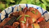 Braised Pork Trotter with Chinese Bean Curd Braised Pork Trotter with Chinese Bean Curd