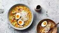 Filipino chicken noodle soup (sotanghon) Filipino chicken noodle soup (sotanghon)