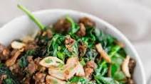 Thai Beef Bowl with Garlic and Spinach