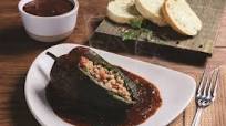 Chiles Rellenos de Carne de Cerdo Chiles Rellenos de Carne de Cerdo