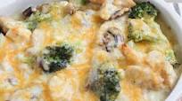 Skinny Chicken & Broccoli Casserole Skinny Chicken & Broccoli Casserole