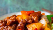 Sweet and Sour Pork (咕噜肉) Sweet and Sour Pork (咕噜肉)