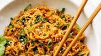 Saucy Gochujang Noodles with Chicken Saucy Gochujang Noodles with Chicken