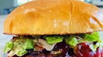 Pork Burgers with Apple and Gouda Pork Burgers with Apple and Gouda