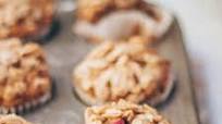 Healthy Rhubarb Muffins Healthy Rhubarb Muffins