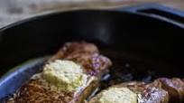 Steaks with Blue Cheese Butter | Lodge Cast Iron Steaks with Blue Cheese Butter | Lodge Cast Iron