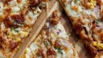 Barbecue Chicken Pizza with Bacon and Corn Barbecue Chicken Pizza with Bacon and Corn