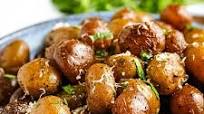 Slow Cooker Garlic Parmesan Potatoes Slow Cooker Garlic Parmesan Potatoes