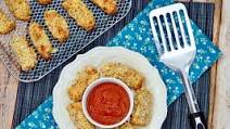 Air Fryer Mozzarella Sticks Air Fryer Mozzarella Sticks
