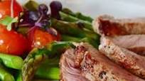 Pistacchio encrusted Pork Tenderloin with Cherry Glaze Pistacchio encrusted Pork Tenderloin with Cherry Glaze